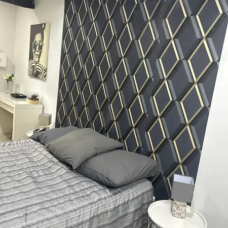 Le De Lucie Apartman *